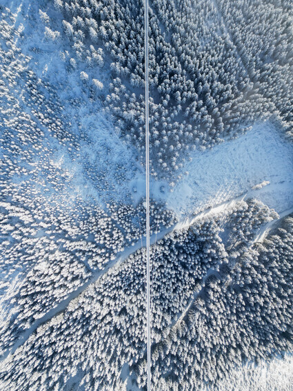 Discounted ski pass and unlimited rooftop sauna access throughout your stay.