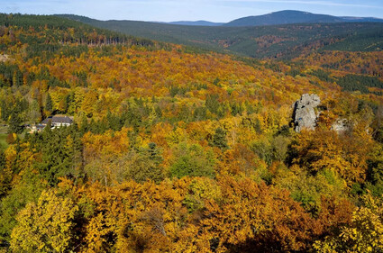Through the valley of Oskava to the ruins of Rabštějn